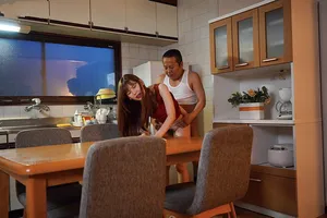 Con gái bị ông chồng mới của mẹ quan hệ mỗi ngày, cho dù đã có người yêu