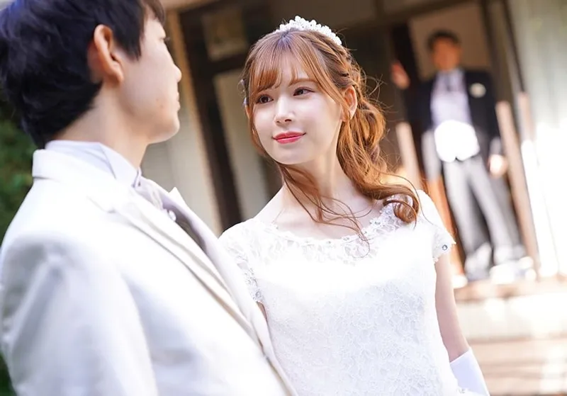 Bố anh xã xoạc bạn gái của con trai ngay sau lễ cưới của con trai