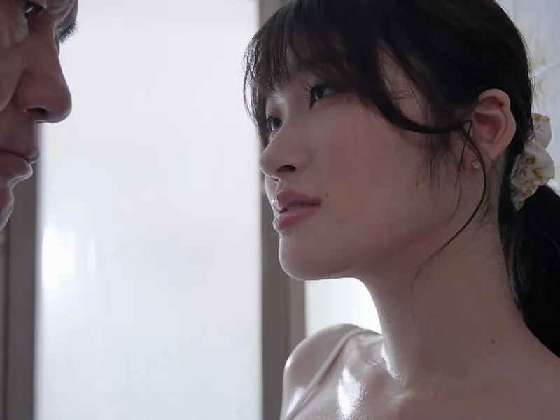Người chồng bỏ bê, vợ yêu được ông chú giúp thỏa mãn cơn dam dang lồn